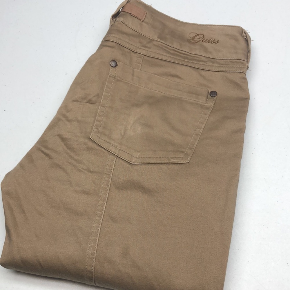 LIKE NEW GUESS MID-RISE STRAIGHT CUT PANTS 28x29 ⭐️